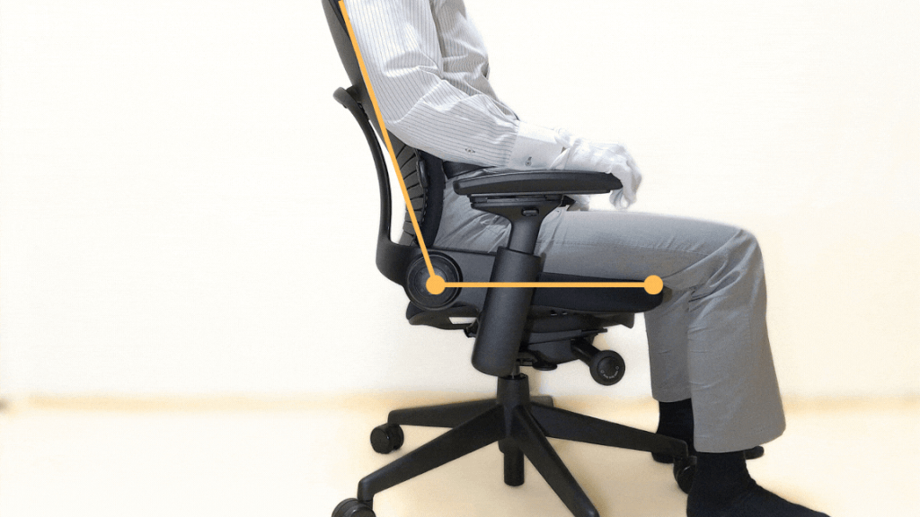 座面が前方にスライドするリープ V2