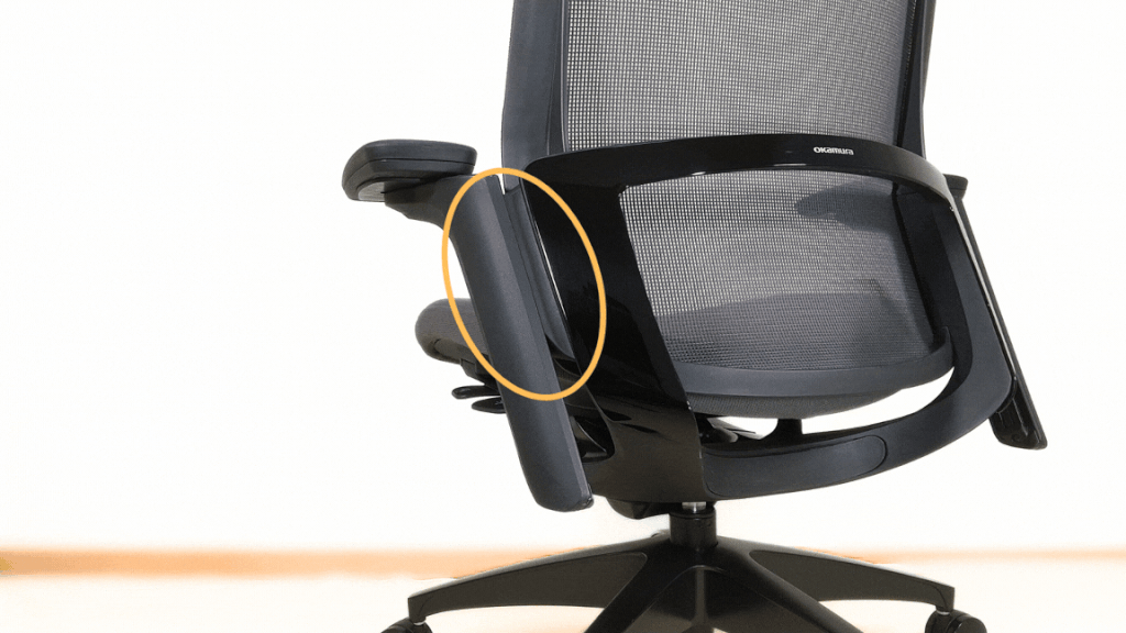 フィノラのアームレスト取付位置